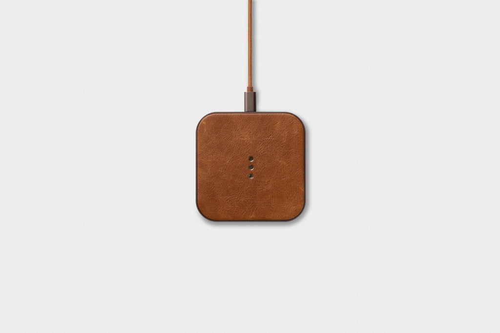 CATCH:1 - Fast Wireless Phone Charger | Courant